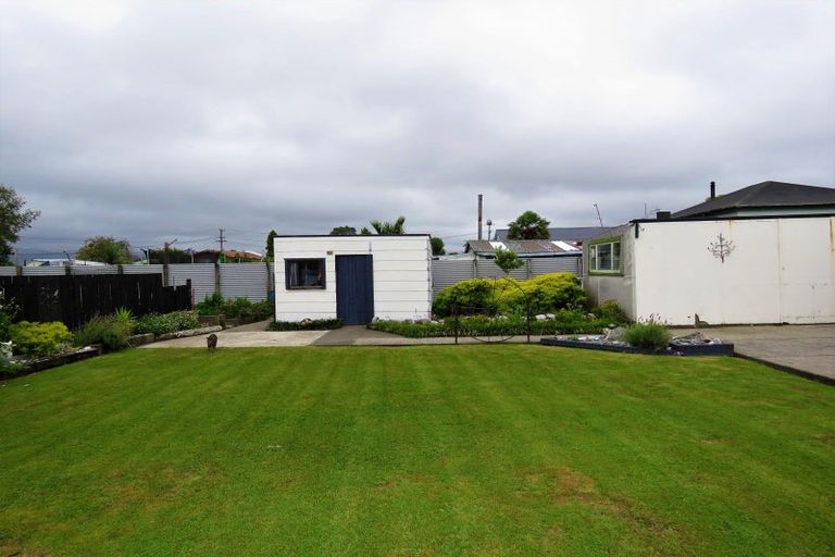 Photo of property in 121 Romilly Street, Westport, 7825