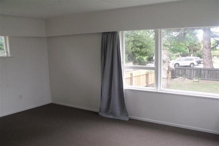 Photo of property in 16 Mangarau Crescent, Havelock North, 4130