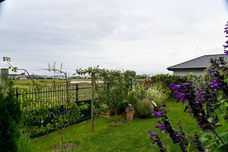 Photo of property in 3 Hurunui Drive, Te Awa, Napier, 4110