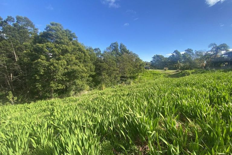 Photo of property in 18 Paradise Road, Coopers Beach, 0420