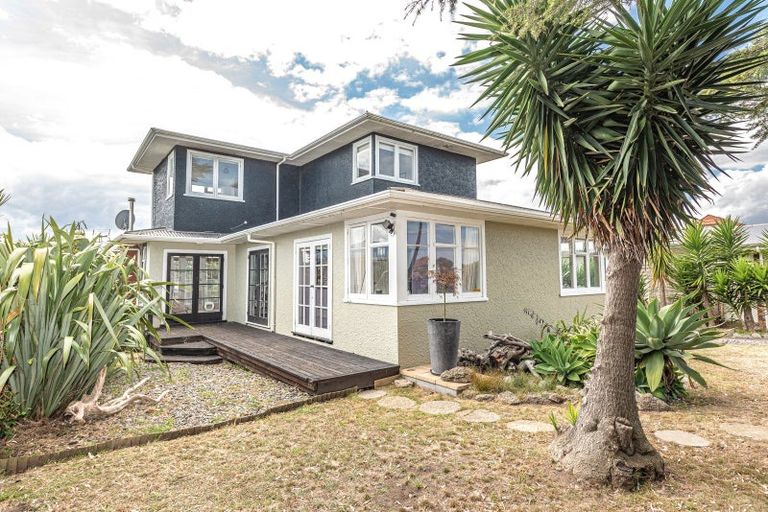 Photo of property in 64 Purnell Street, College Estate, Whanganui, 4500