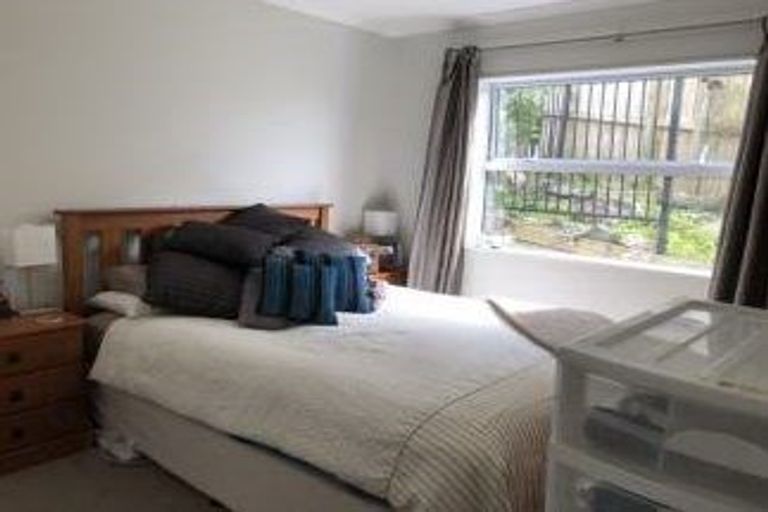 Photo of property in 15 Sawyers Lane, Silverdale, 0932