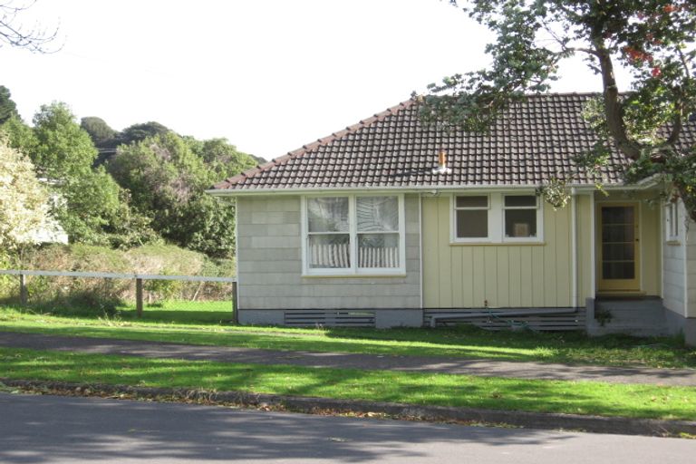 Photo of property in 3 Purdy Street, Naenae, Lower Hutt, 5011