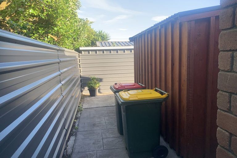 Photo of property in 20a Hira Street, Waikanae, 5036