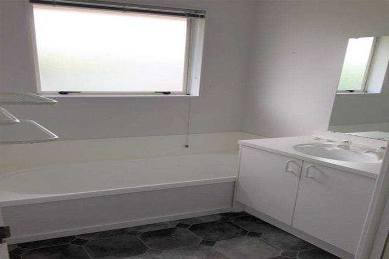 Photo of property in 80 Dixon Road, Glenview, Hamilton, 3206