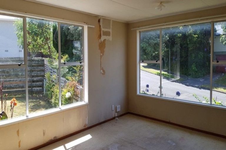 Photo of property in 10 Tavistock Street, Westown, New Plymouth, 4310