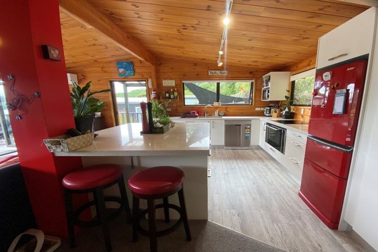 Photo of property in 9a Finlay Grove, Waikawa, Picton, 7220