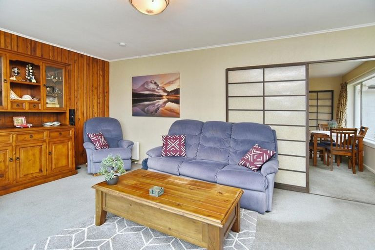 Photo of property in 8 Douglas Street, Rangiora, 7400
