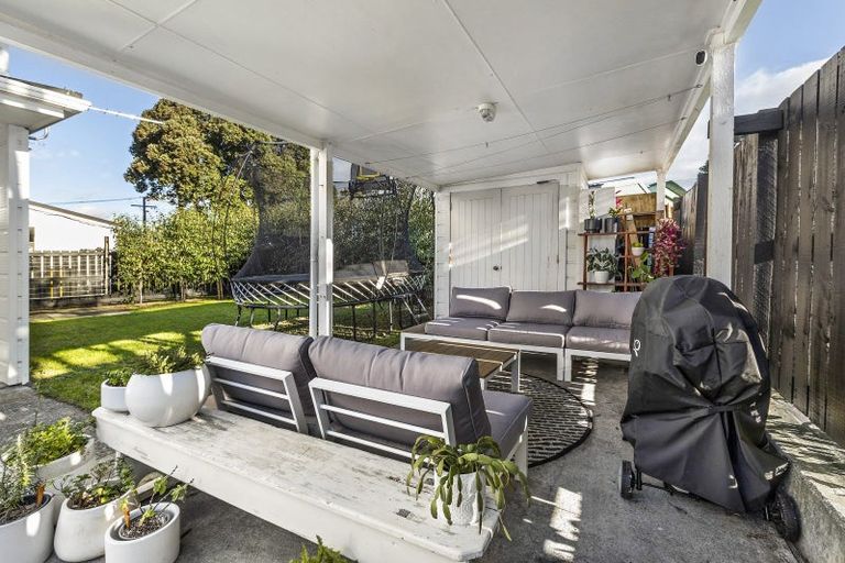 Photo of property in 3/24 Mason Street, Moera, Lower Hutt, 5010