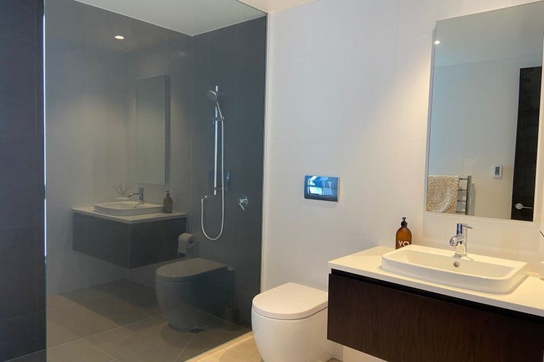 Photo of property in 13 Sharon Road, Waiake, Auckland, 0630