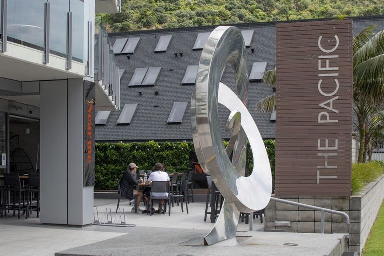 Photo of property in 4/8 Maunganui Road, Mount Maunganui, 3116