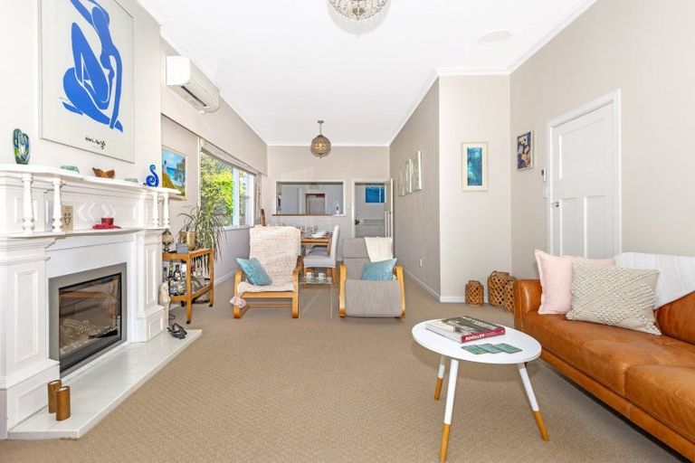 Photo of property in 14 Haronga Road, Inner Kaiti, Gisborne, 4010