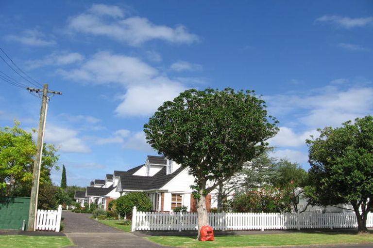 Photo of property in 3/15 Saltburn Road, Milford, Auckland, 0620