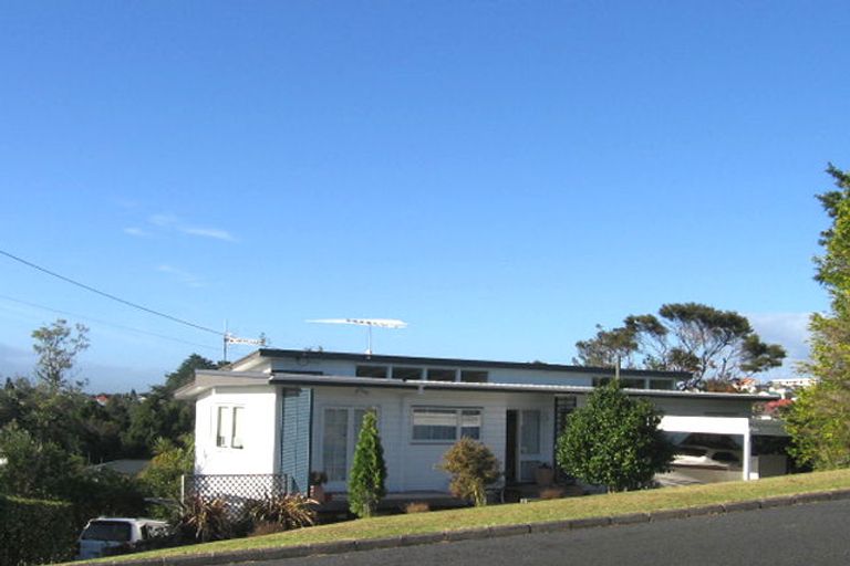 Photo of property in 43 Tui Glen Road, Birkenhead, Auckland, 0626