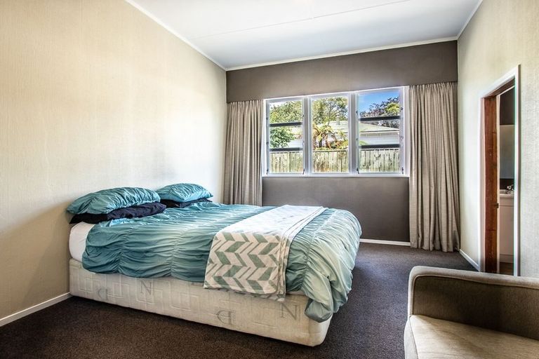 Photo of property in 34 School Road, Te Horo, Otaki, 5582