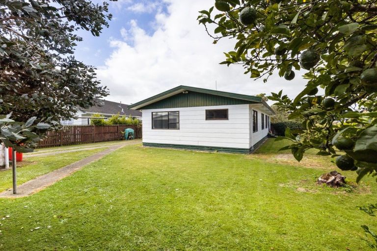 Photo of property in 19 Elmwood Crescent, Pukete, Hamilton, 3200