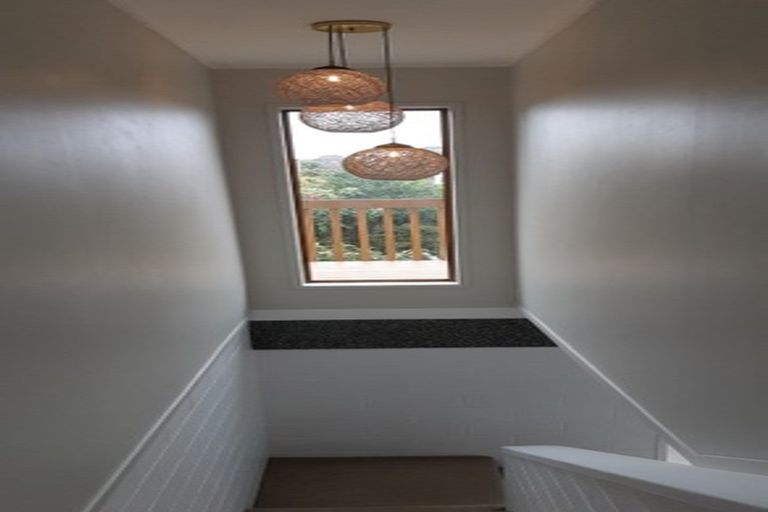 Photo of property in 11 Evan Street, Belmont, Auckland, 0622