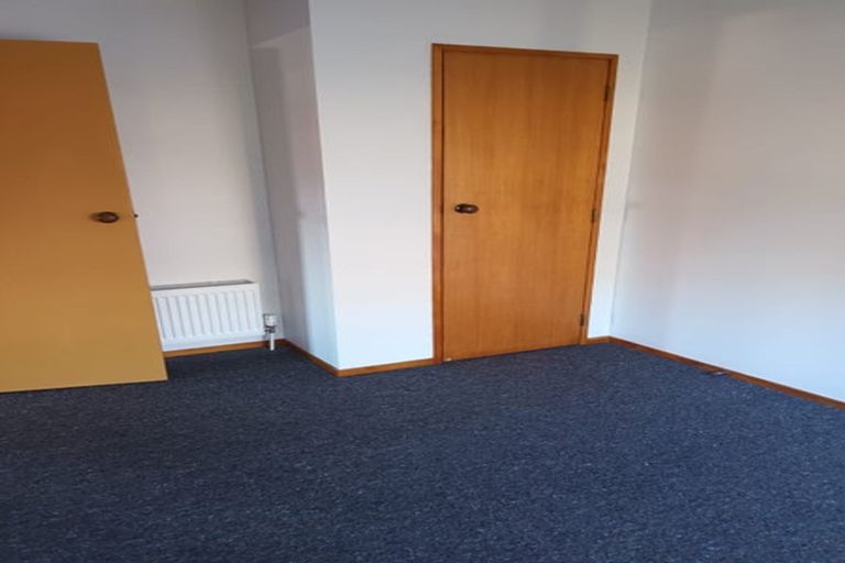 Photo of property in 19 Tukapa Street, Westown, New Plymouth, 4310