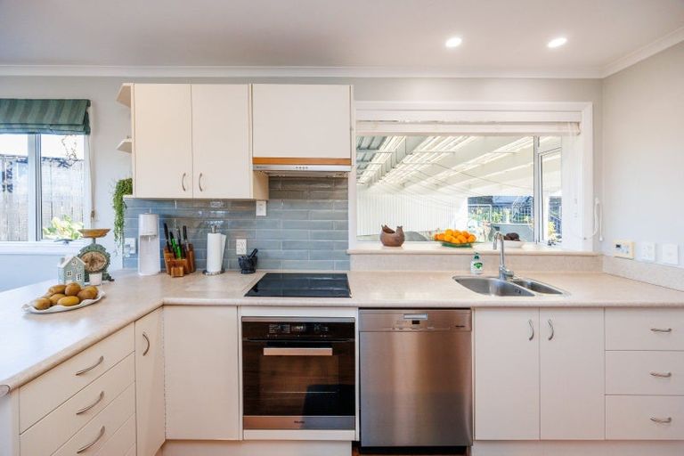 Photo of property in 120 West Street, Feilding, 4702