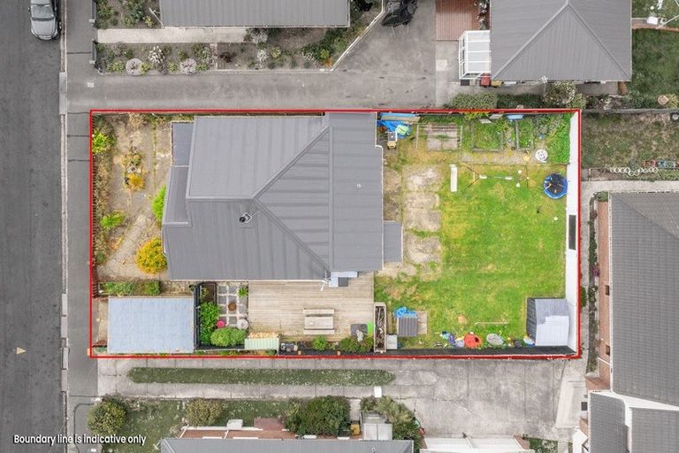 Photo of property in 18 Eskvale Street, Saint Kilda, Dunedin, 9012