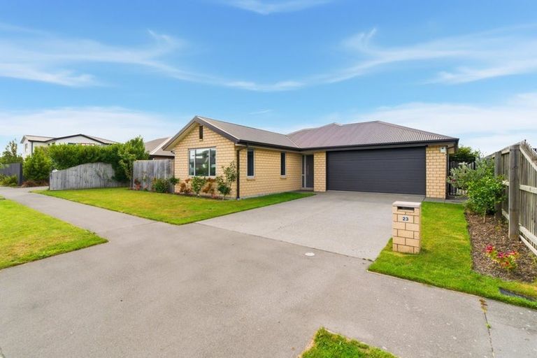 Photo of property in 23 Luxembourg Crescent, Halswell, Christchurch, 8025