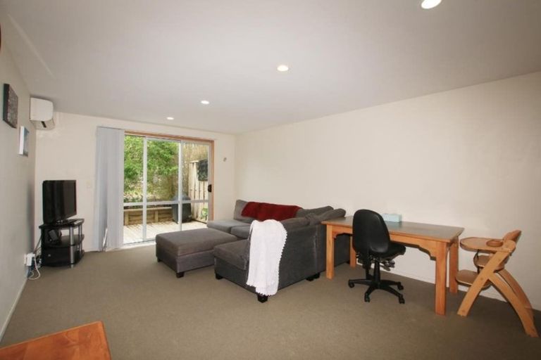 Photo of property in 61 Albionvale Road, Glen Eden, Auckland, 0602