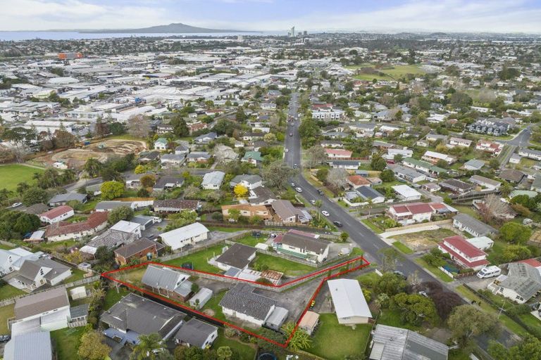 Photo of property in 50a Weldene Avenue, Glenfield, Auckland, 0629