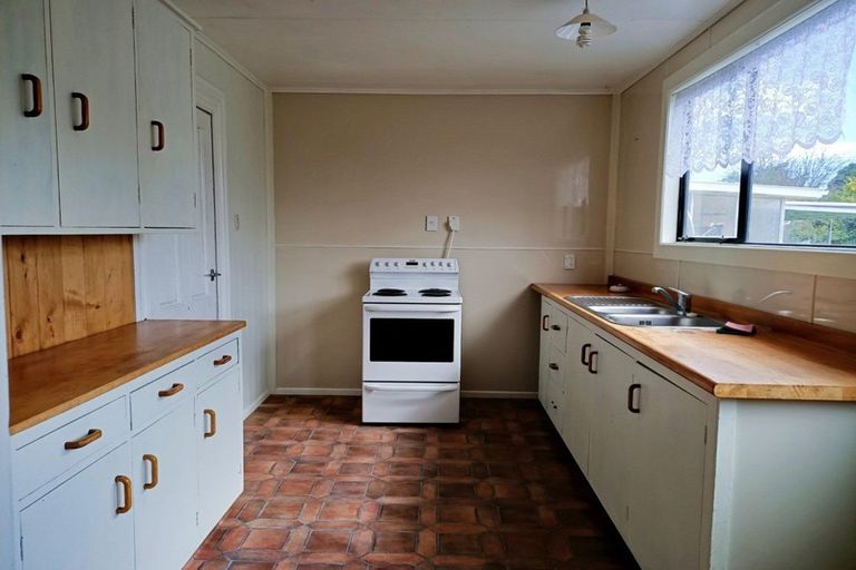 Photo of property in 16 Rutherford Street, Wairoa, 4108