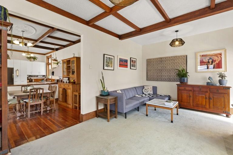 Photo of property in 6 Simon Road, Raglan, 3225