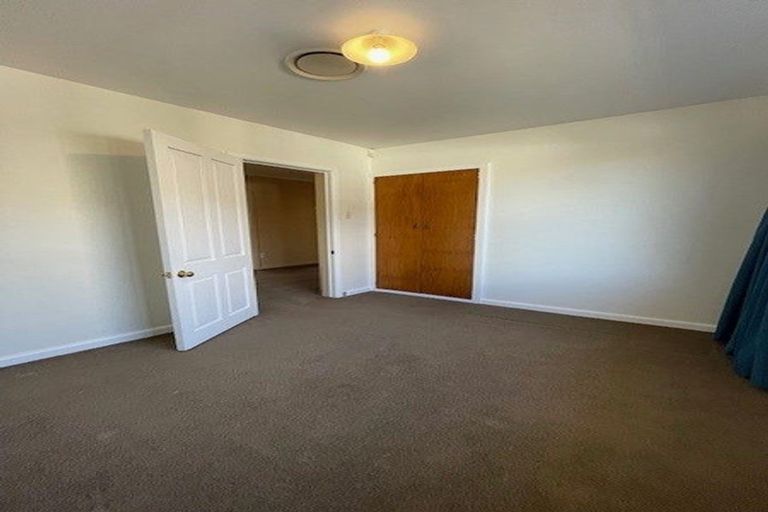 Photo of property in 18 Greenwood Close, Mairehau, Christchurch, 8013