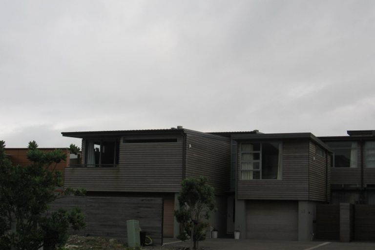 Photo of property in 15 Boardwalk Lane, Seatoun, Wellington, 6022
