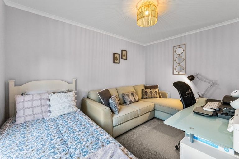 Photo of property in 190 Welcome Bay Road, Welcome Bay, Tauranga, 3112