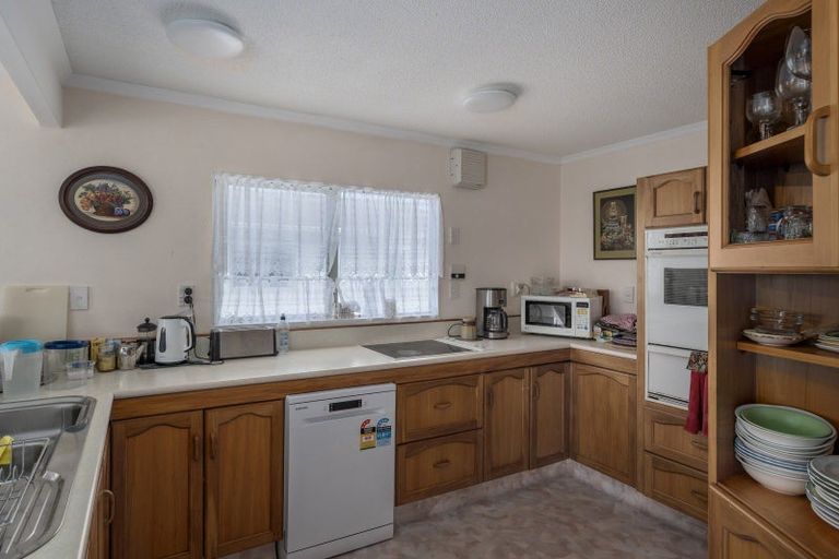 Photo of property in 42 Banks Street, Cooks Beach, Whitianga, 3591