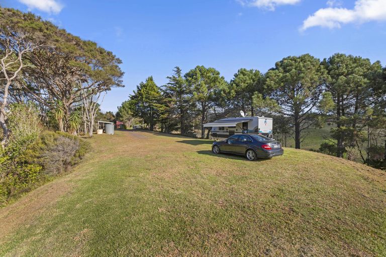 Photo of property in 32 Greenslade Road, Raglan, 3295