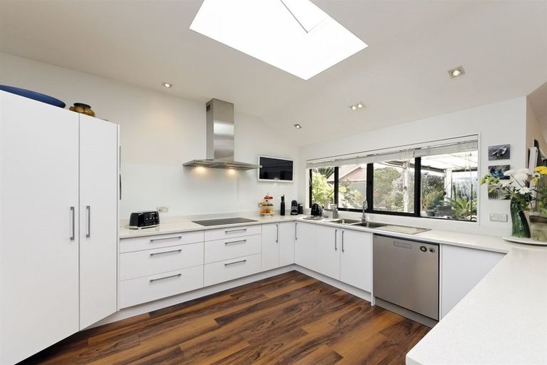 Photo of property in 27 Maurice Borich Place, Henderson, Auckland, 0610