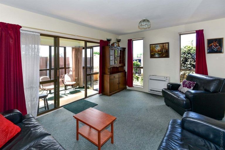 Photo of property in 1/166 Shaw Avenue, New Brighton, Christchurch, 8083