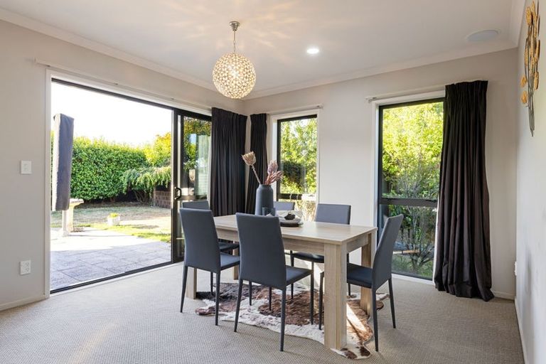 Photo of property in 64 Te Huia Drive, Flagstaff, Hamilton, 3210