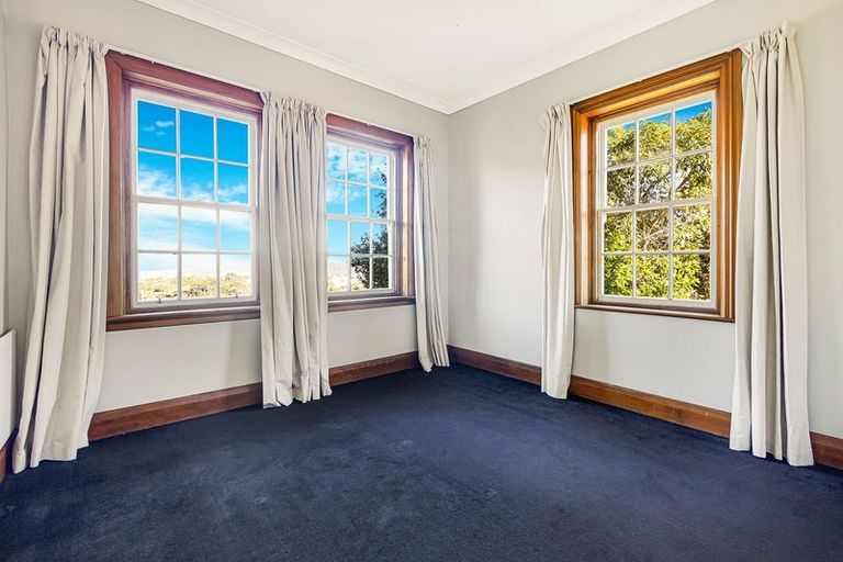 Photo of property in Fire Station Apartments, 54 Northland Road, Northland, Wellington, 6012