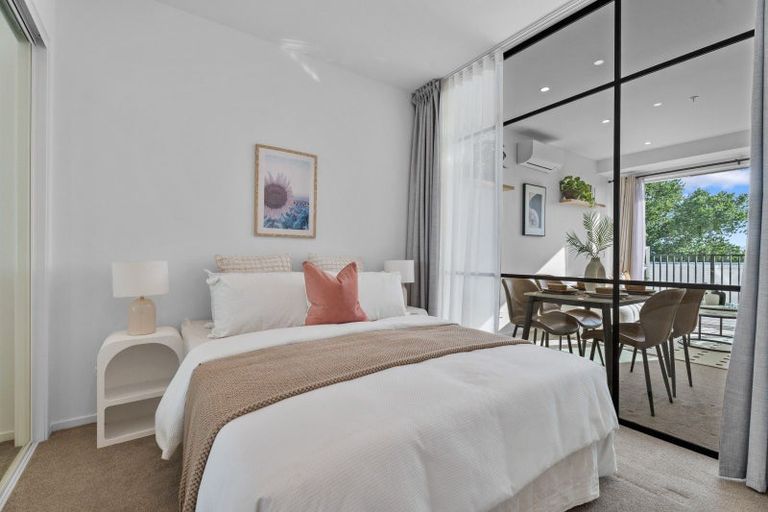 Photo of property in 1817a Great North Road, Avondale, Auckland, 1026