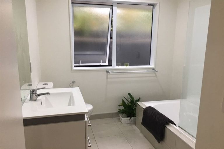 Photo of property in 211a Springfield Road, St Albans, Christchurch, 8014