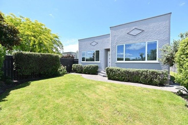 Photo of property in 1/406 Gloucester Street, Taradale, Napier, 4112
