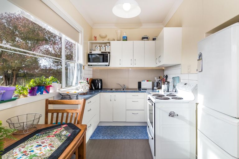 Photo of property in 2/27 Rawhiti Street, Taupo, 3330