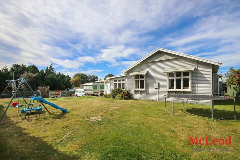 Photo of property in 15 Bridge Street, Rakaia, 7710