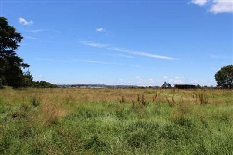 Photo of property in 106 Waimarie Road, Whenuapai, Auckland, 0618