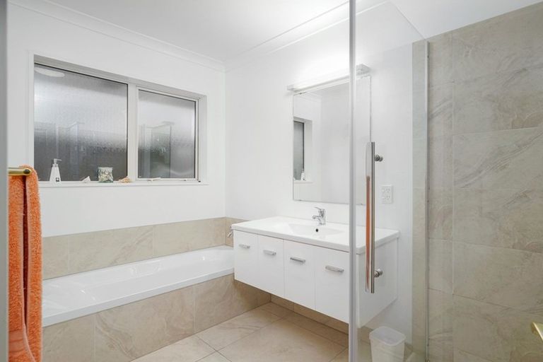 Photo of property in 51 Rempstone Drive, Halswell, Christchurch, 8025