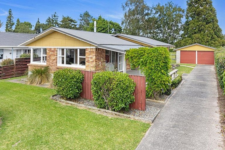 Photo of property in 11 Regent Street, Silverdale, Hamilton, 3216