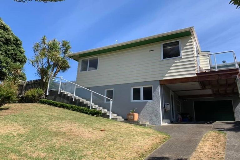 Photo of property in 2 Porter Place, Paekakariki, 5034