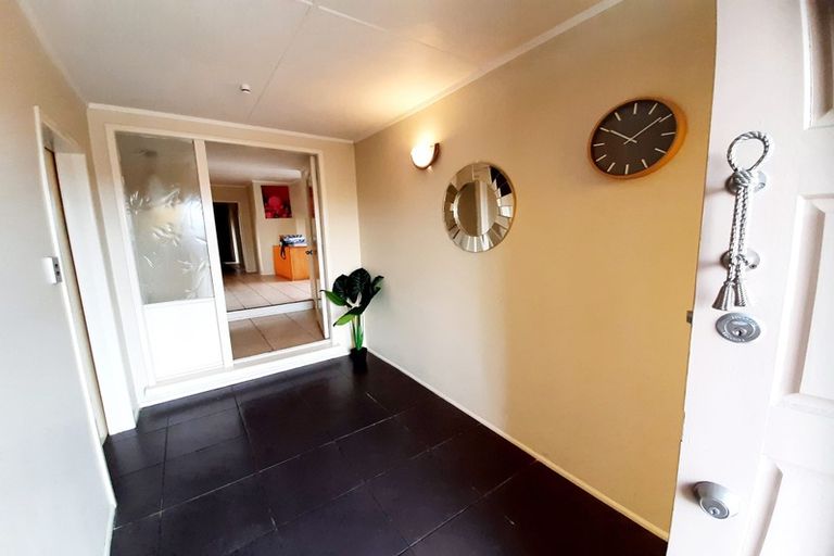 Photo of property in 127 Beach Road, Pahurehure, Papakura, 2113