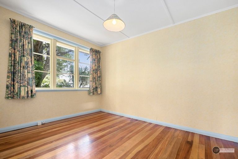 Photo of property in 10 Clement Grove, Taita, Lower Hutt, 5011