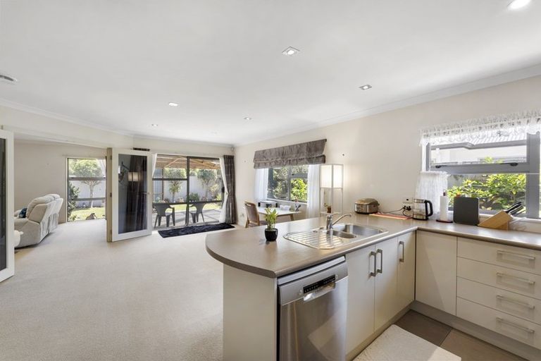 Photo of property in 624 Pioneer Highway, Highbury, Palmerston North, 4412